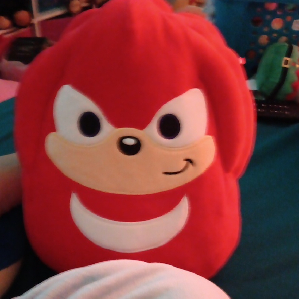 Squishmallows Blue and Red Character Set - Picture 3 of 5